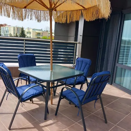 Appartement силви съни бийч плаза *