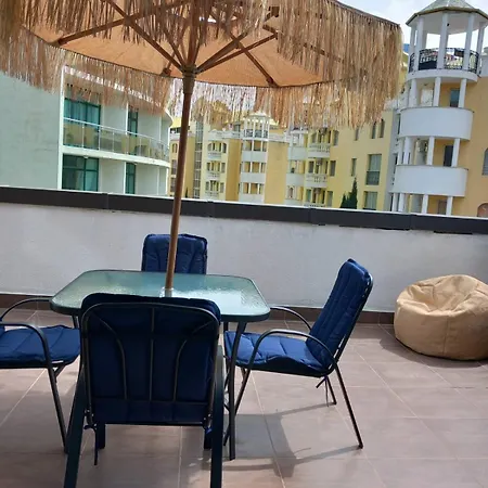 силви съни бийч плаза Apartman