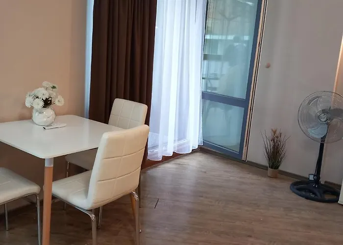 Appartement силви съни бийч плаза *